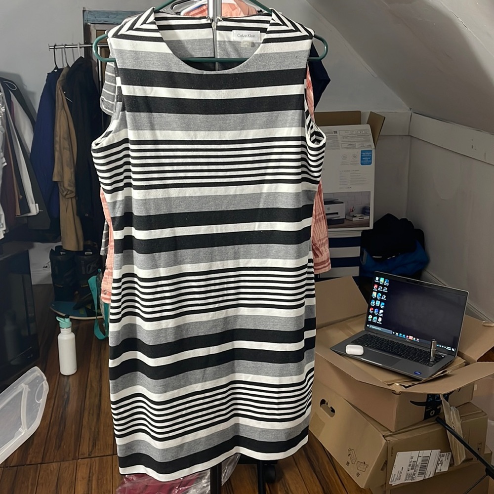 Sleeveless work dress